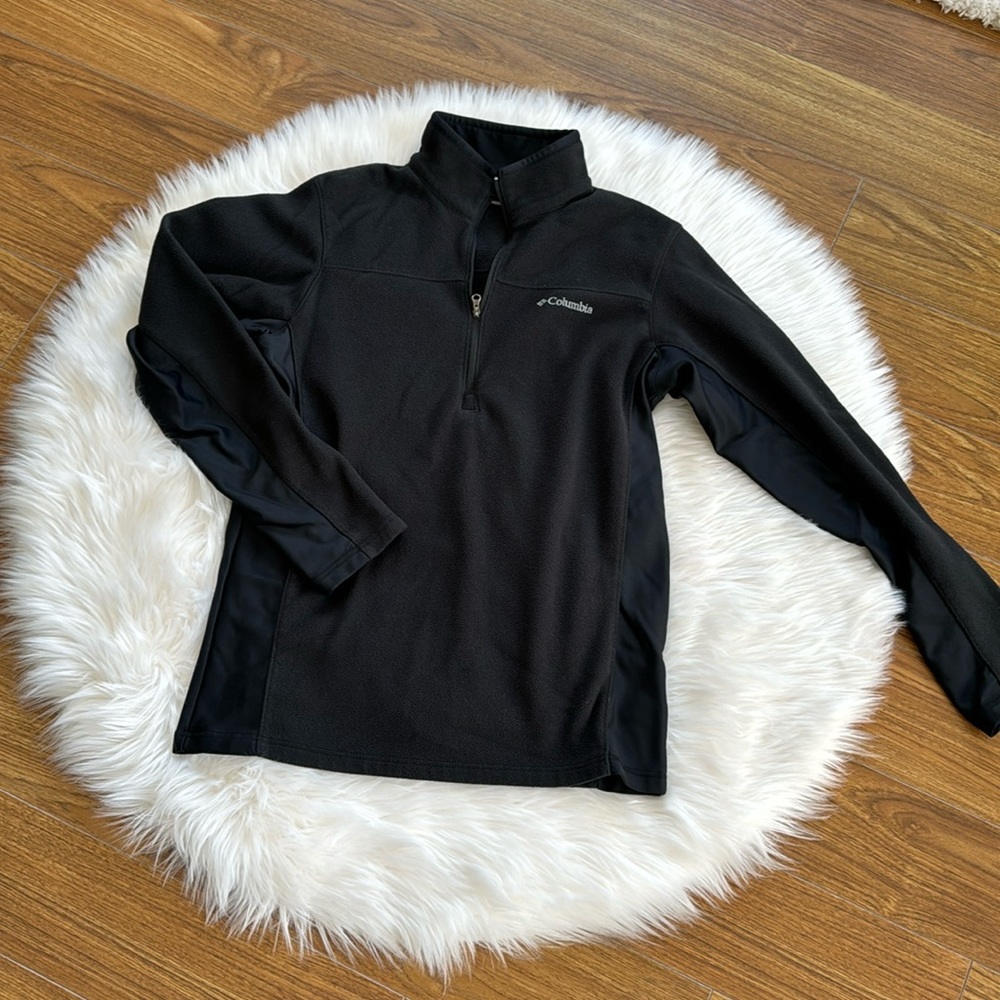 Black fleece Columbia 1/4 zip
